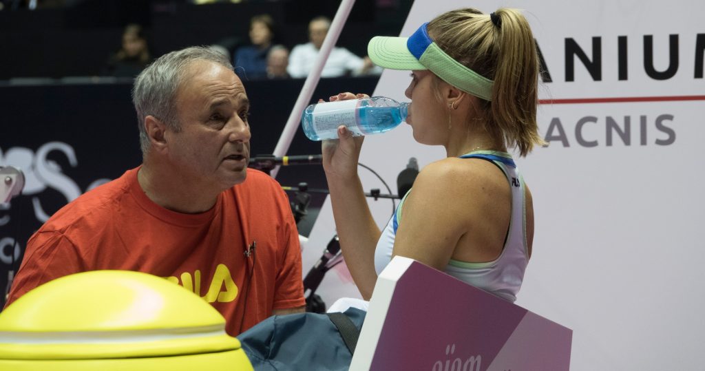 Sofia Kenin with her coach and father Alexander