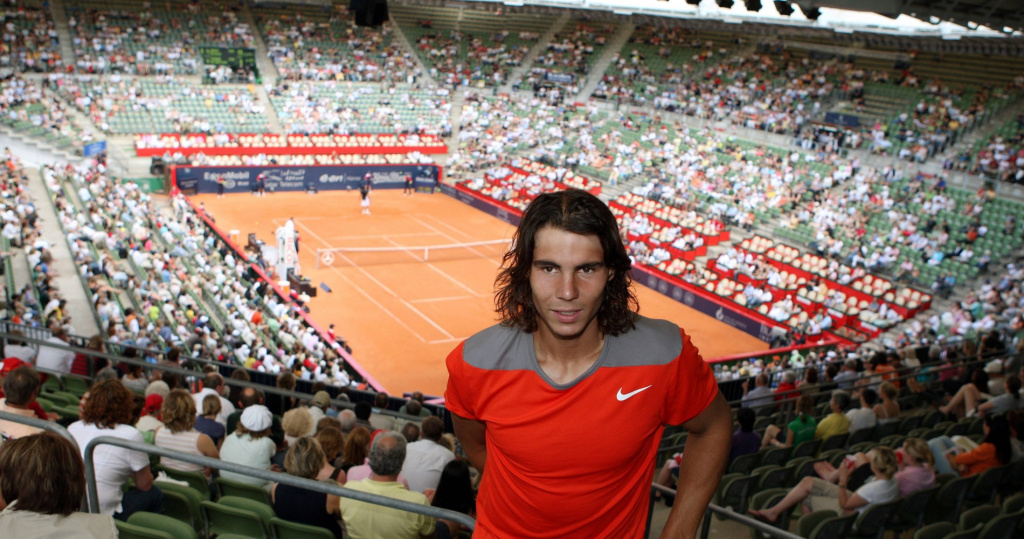 Rafael Nadal in the stands of Hamburg's main court, in 2008