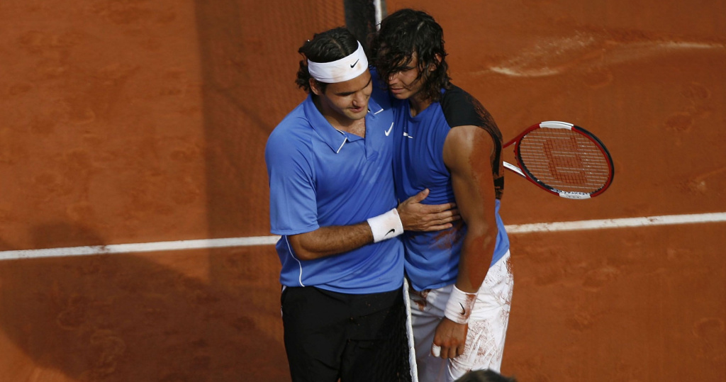 Roger Federer and Rafael Nadal after the Spaniard's victory in the 2006 French Open final