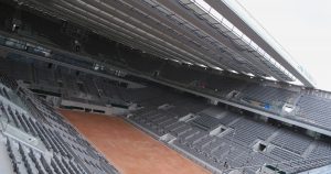 Roland-Garros avec le nouveau toit du court Philippe-Chatrier, qui doit être inauguré en 2020