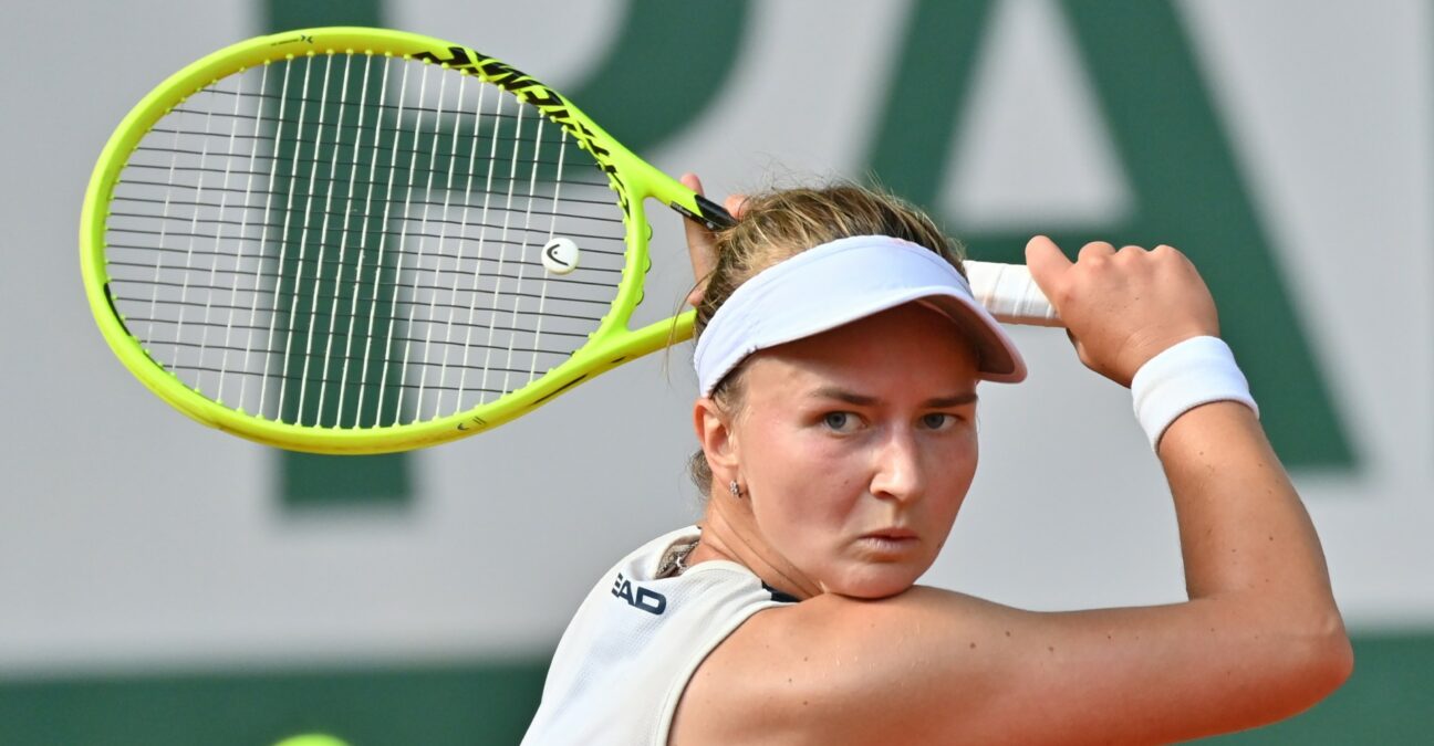 krejcikova tennis racket