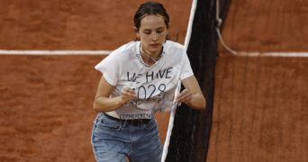 A protester called Alizé during Roland-Garros 2022 semi-finale