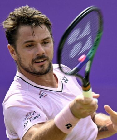 Stan Wawrinka in action at the Queen's Club Championships in Eastbourne