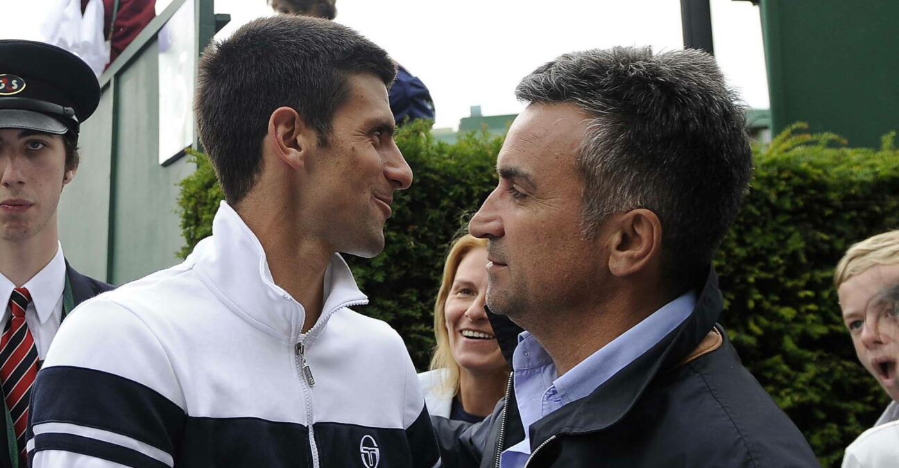 Novak Djokovic et son père, Srdjan, en 2011